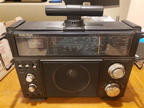 Radio Shack Sw Multiband Receiver Shortwave Am Fm Cb Tv