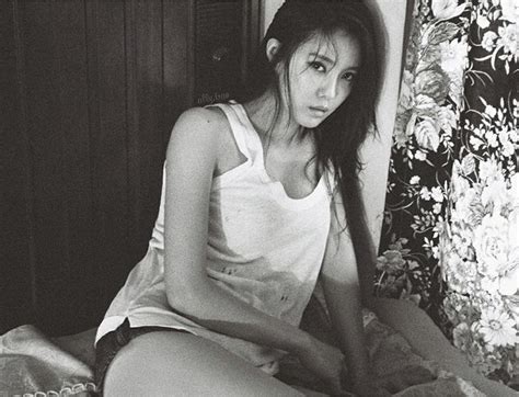 Netizens Shocked By Hyomin S Latest Completely Nude Photoshoot Koreaboo