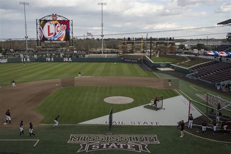 Mississippi State baseball adds Memphis transfer pitcher Landon Gartman ...