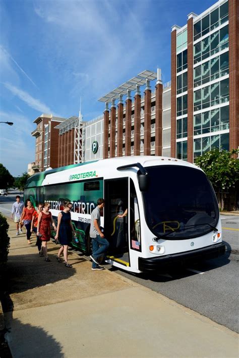 Proterra Unveils A Massive New 330 Kwh Battery Pack For Its Catalyst Xr Electric Bus Electrek