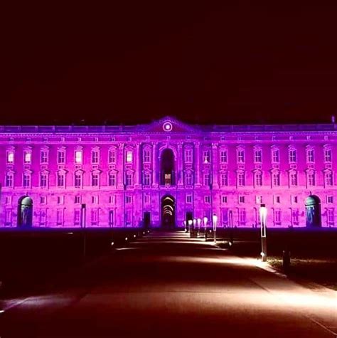 Caserta la Reggia si fa viola per la Giornata Mondiale della Prematurità