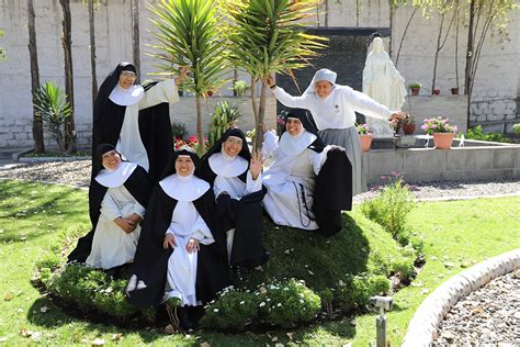 ENTREVISTA A Monjas Del Monasterio Santa Catalina De Siena De Arequipa