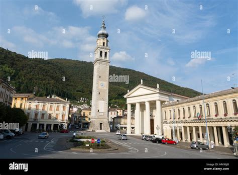 The town of Valdobbiadene, Valdobbiadene, Veneto, Italy Stock Photo - Alamy