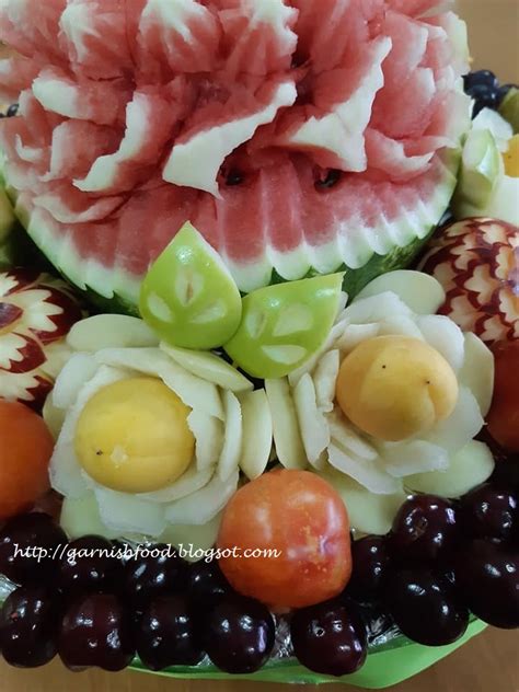 Garnishfoodblog Fruit Carving Arrangements And Food Garnishes