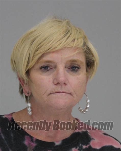 Recent Booking Mugshot For Susan Cobbs In Dallas County Texas