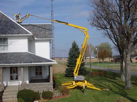 Haulotte A Towable Electric Articulated Boom Lift Fasttrac