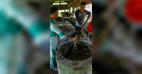 Foto Ide Kreatif Warga Trenggalek Memanfaatkan Kotoran Sapi Untuk