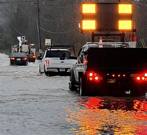 Flooding Closures Delays Along Oregon Coast Highway 101 At Seaside