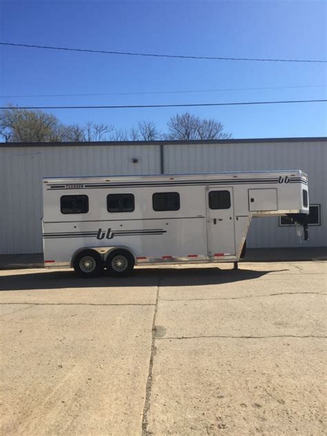 Reverse Slant Load Trailers Turnbow Custom Luxury Horse Trailers Oklahoma