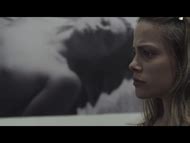 Naked Marisol Ribeiro In Azul Marinho Preto E Branco