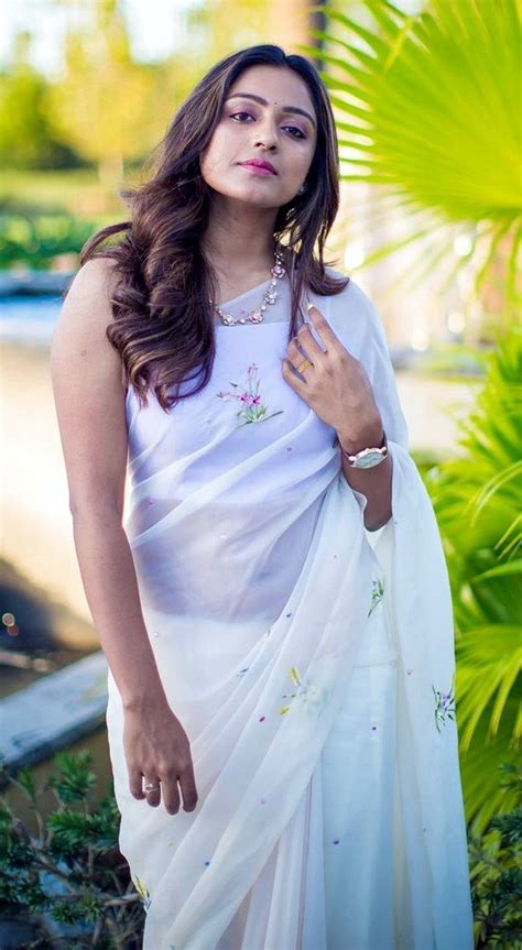 Vithika Sheru Telugu Actress T3 21 Hot Saree Pics Starcelebblog
