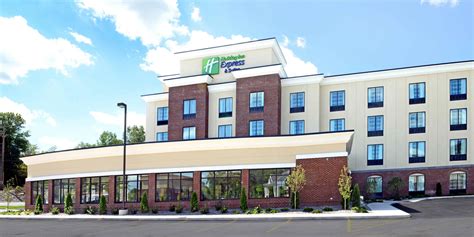 Geneva, NY Hotel next to Finger Lakes | Holiday Inn Express & Suites