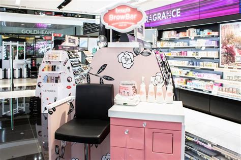 Benefit Cosmetics Brow Bar Lounge - Causeway Point - Facialsingapore.sg