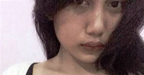 Lounge Sex Film Foto Topless Pamela Safitri Duo Serigala