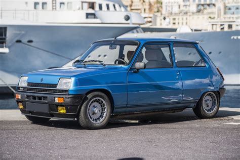 renault  alpine turbo engine  auto cars reviews