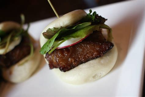 [i Ate] Duroc Pork Belly Bun R Food