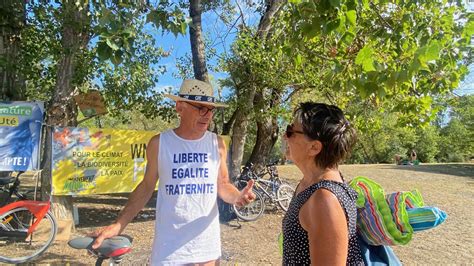 En images La World Naked Bike Ride a fait étape entre Miribel Jonage