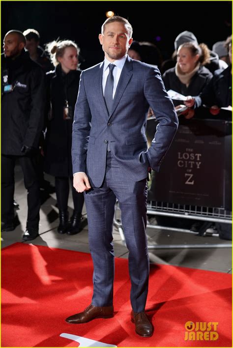 Charlie Hunnam And Robert Pattinson Suit Up For Lost City Of Z London Premiere Photo 3861343