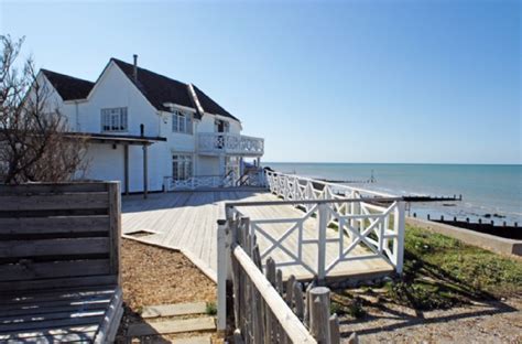 Selsey Self Catering Beach House In West Sussex