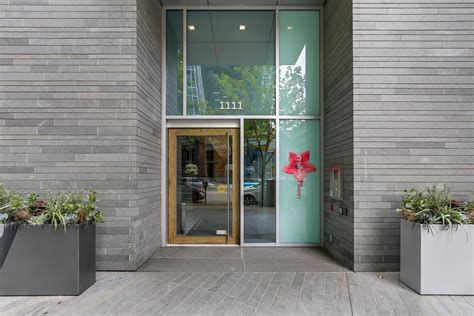 1111 Alberni St - Luxury Living Rental