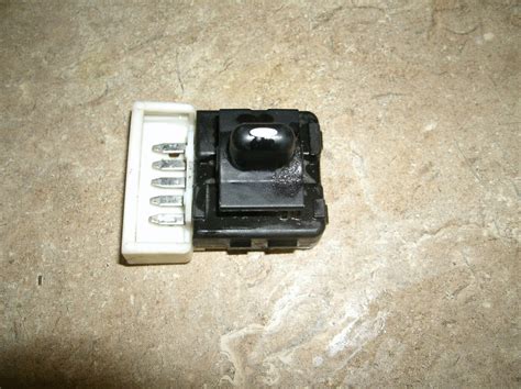 98 02 INTRIGUE LEFT REAR WINDOW SWITCH EBay