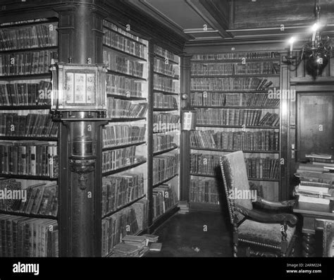 1954 Library Hi Res Stock Photography And Images Alamy