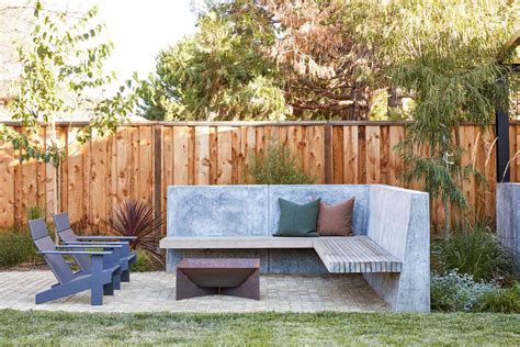 19 Modern Backyard Ideas That Are Sleek and Inviting