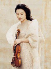 Kyung Wha Chung Violin Short Biography