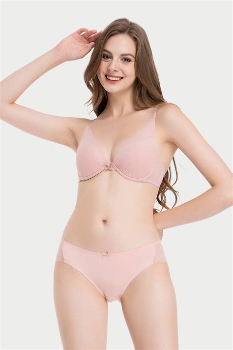 Quần lót bikini nữ Misaki trơn phối ren dáng cơ bản M1010 Vera Vietnam