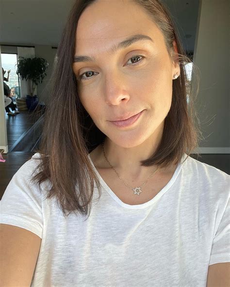 Gal Gadot Lookalike Porn Stars And Doppelgangers FindPornFace