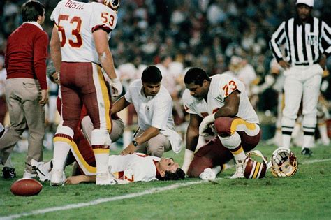 Alex Smith hurt on anniversary of Joe Theismann injury