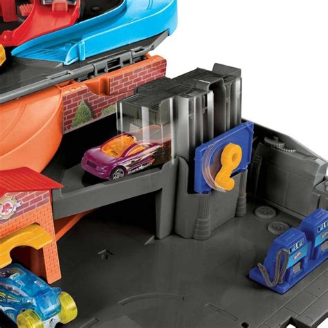 Трек Хот Вилс Ультра Складывается в Чемодан Hot Wheels Ultra Hots Sto ...