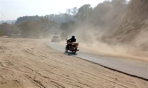 कामले गति नलिएपछि धुलिखेल खावा सडकको ठेक्का तोडिँदै