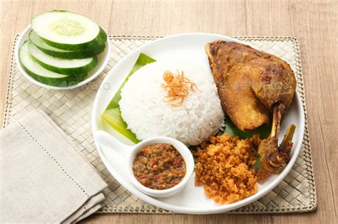 Bebek Goreng Kremes, Indonesian food Stock Photo by tyasindayanti ...