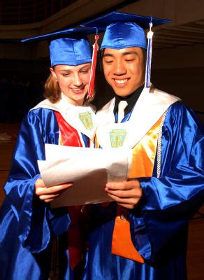 Oak Ridge High School graduation photo gallery