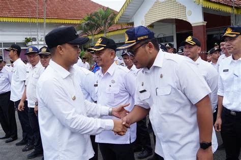 Hari Pertama Menjabat Pj Wali Kota Pimpin Apel Waspada