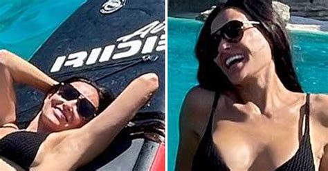 Demi Moore Stuns In Skimpy Bikini At Fountain Of Youth