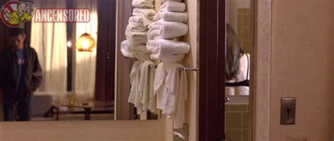 Naked Julianne Moore In World Traveler