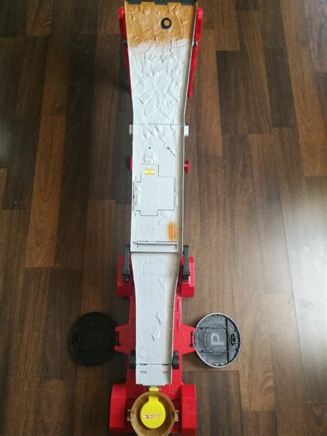 Hot Wheels Monster Truck Pista