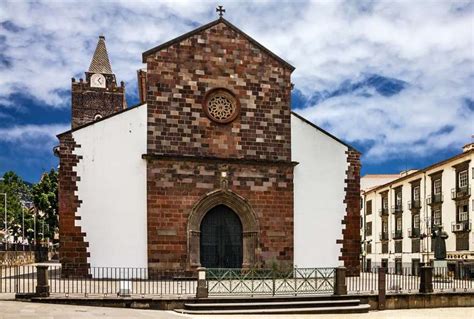 Veja Atra Es De Funchal Na Ilha Da Madeira