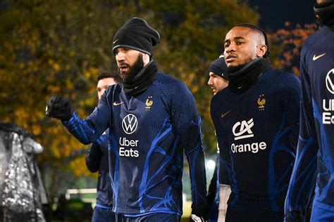 Equipe de France Viré par la France Benzema prépare une terrible