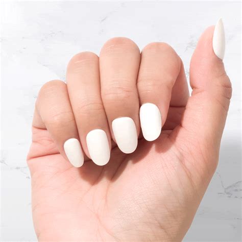 Buttermilk Oval Sustainable Nails