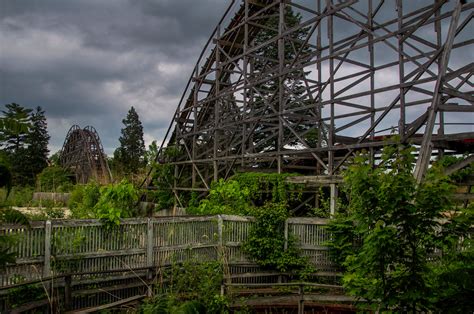 10 Abandoned Theme Parks That are Hauntingly Beautiful Photos