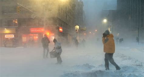 O que é nevasca Entenda o fenômeno natural Você na Neve