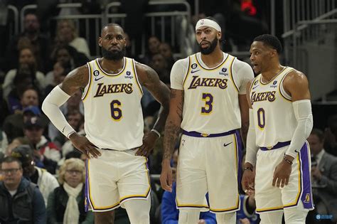 Nba彩经：凯尔特人客场撕破篮网 湖人击败奇才迎3连胜手机新浪网