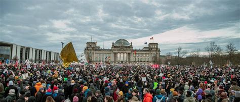 Demo Gegen Rechts In Berlin Wer Heute Neben Deichkind Auftritt Und