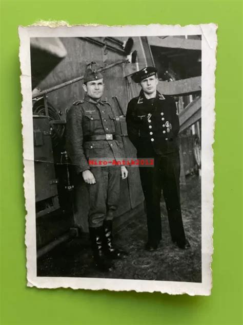 Foto Wk Portrait Matrose Der Kriegsmarine Mit Drei Orden N