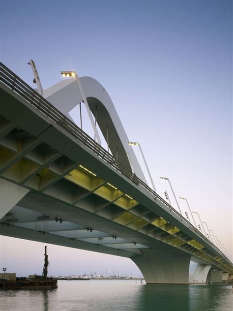 Sheikh Zayed Bridge / Zaha Hadid Architects | ArchDaily