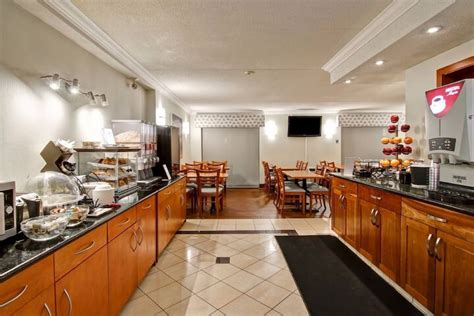 Quality Inn Kitchener | Bookonline.com