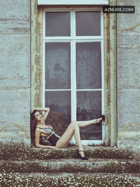 REBECCA GOBBI Nude AZNude